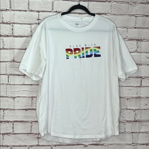 DSG Other - DSG Play with Pride Rainbow LGBTQIA Short Sleeve Tee XL